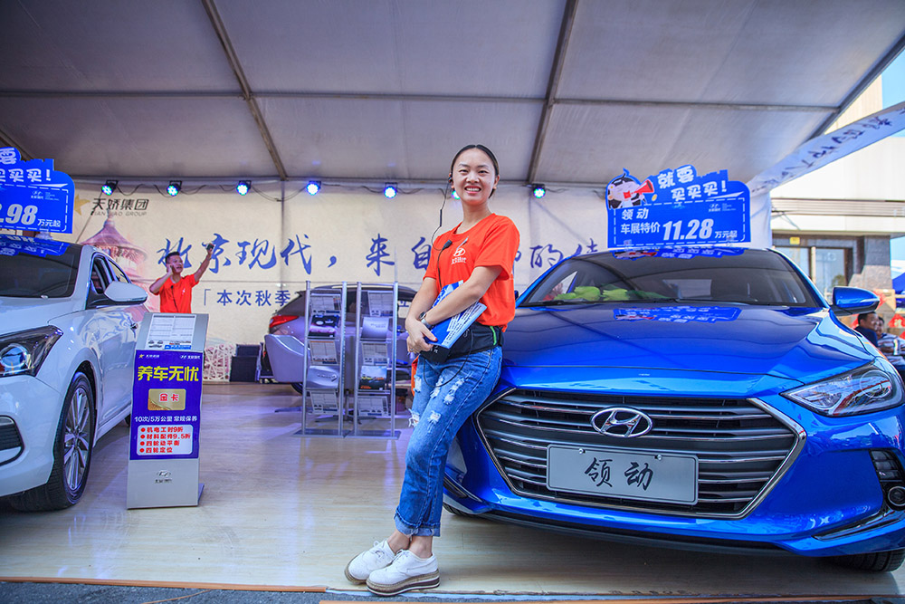 【車展第一天】遇到那個TA，放棄蘋果8......