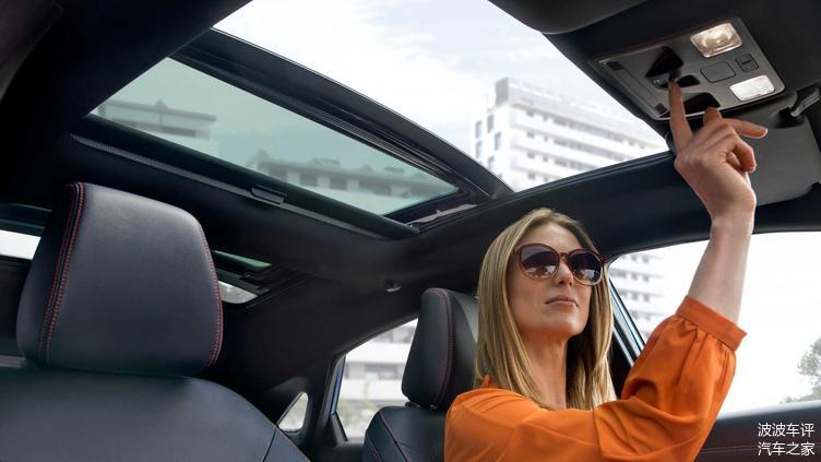 福特發(fā)布PUMA小型SUV官圖，歐式風(fēng)格，造型很有柔和感