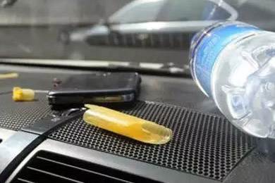 【天嬌用車學(xué)】暴曬后的汽車究竟有多毒？超乎你想象