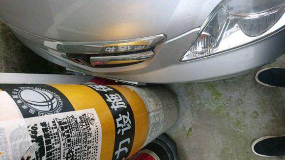 停車不敢停得靠前，那是你不知道這個(gè)竅門(mén)