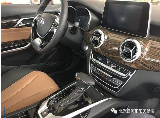 “肺”先生很焦慮，車(chē)內(nèi)空氣急需拯救